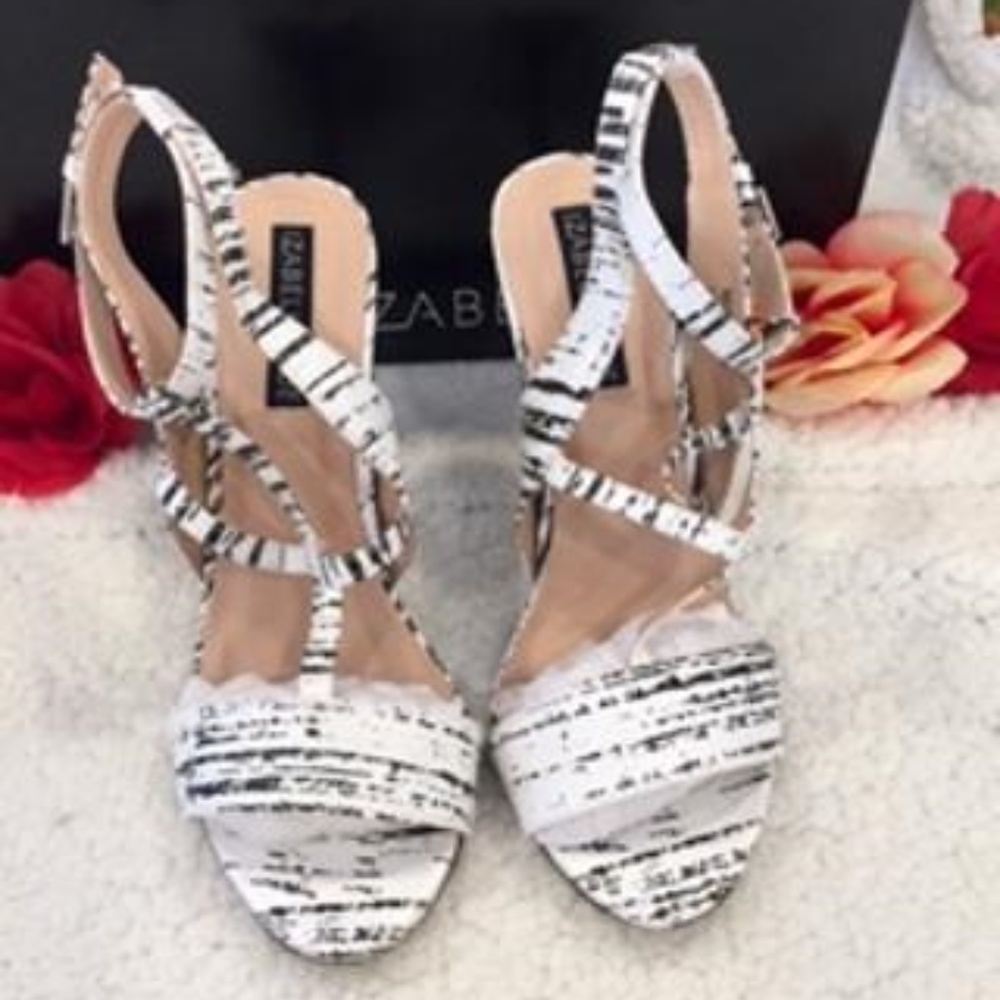 NIB! BLACK & WHITE STAPPY OPEN TOE HEELS SIZE 6.5